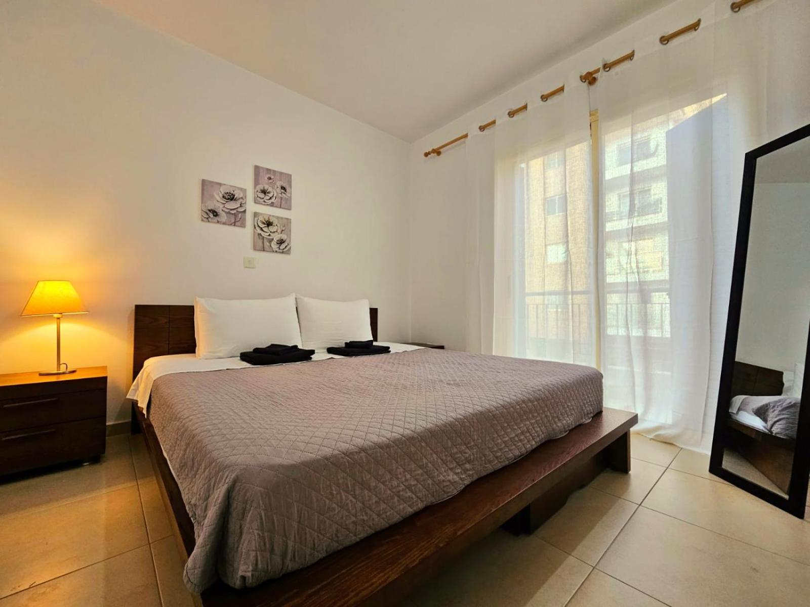 Elysia Park Apartments Пафос Екстер'єр фото