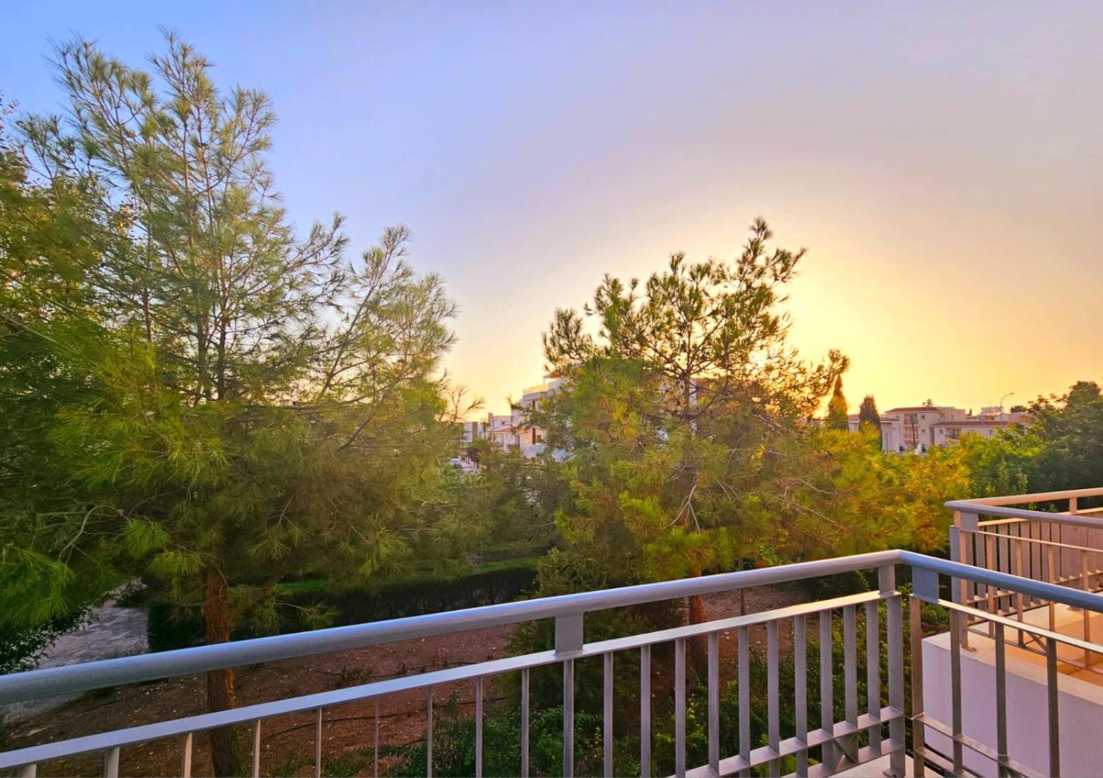 Elysia Park Apartments Пафос Екстер'єр фото