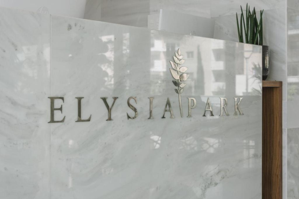 Elysia Park Apartments Пафос Екстер'єр фото