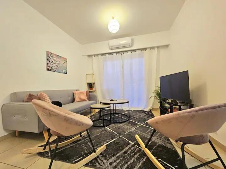 Elysia Park Apartments Пафос Екстер'єр фото